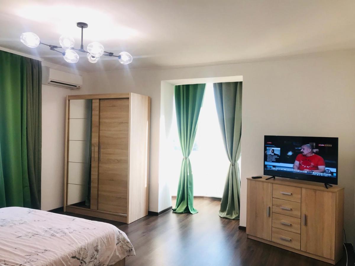 Naberezhna 10, Central Lutsk 아파트 외부 사진